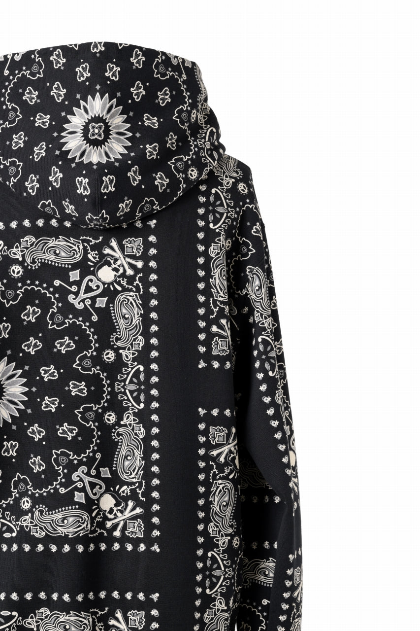 Load image into Gallery viewer, mastermind JAPAN BANDANA HOODIE / REGULAR FIT (BLACK BASE)