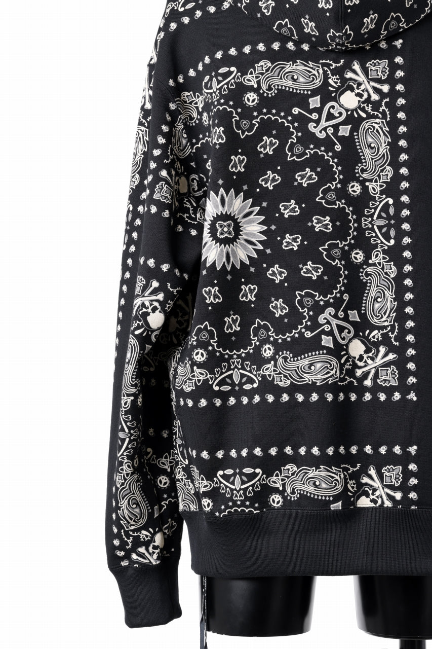 Load image into Gallery viewer, mastermind JAPAN BANDANA HOODIE / REGULAR FIT (BLACK BASE)
