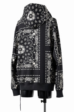 Load image into Gallery viewer, mastermind JAPAN BANDANA HOODIE / REGULAR FIT (BLACK BASE)