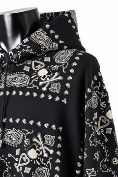 Load image into Gallery viewer, mastermind JAPAN BANDANA HOODIE / REGULAR FIT (BLACK BASE)