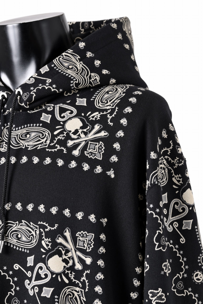 Load image into Gallery viewer, mastermind JAPAN BANDANA HOODIE / REGULAR FIT (BLACK BASE)
