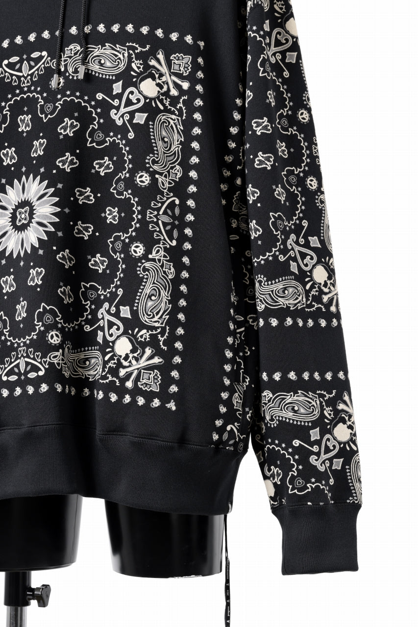 Load image into Gallery viewer, mastermind JAPAN BANDANA HOODIE / REGULAR FIT (BLACK BASE)