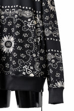 画像をギャラリービューアに読み込む, mastermind JAPAN BANDANA SWEATSHIRT / REGULAR FIT (BLACK BASE)