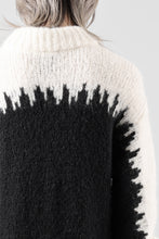 Load image into Gallery viewer, thom/krom MOCK NECK KNIT PULLOVER / ALPACA WOOL (WHITE x BLACK)
