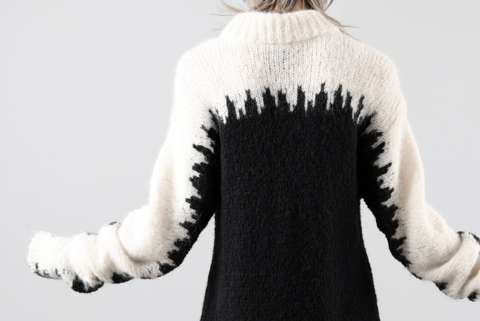 Load image into Gallery viewer, thom/krom MOCK NECK KNIT PULLOVER / ALPACA WOOL (WHITE x BLACK)