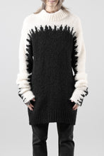 Load image into Gallery viewer, thom/krom MOCK NECK KNIT PULLOVER / ALPACA WOOL (WHITE x BLACK)