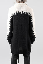 Load image into Gallery viewer, thom/krom MOCK NECK KNIT PULLOVER / ALPACA WOOL (WHITE x BLACK)