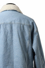 画像をギャラリービューアに読み込む, FACETASM ASSYMETRICAL BELTED SHERPA DENIM JACKET (INDIGO)