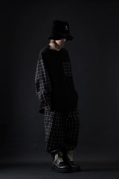 Load image into Gallery viewer, mastermind JAPAN EASY WAIST TAPERED TROUSERS (BLACK PLAID)