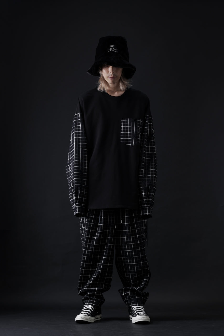 Load image into Gallery viewer, mastermind JAPAN DOCKING OVER TOPS / BOXY FIT (BLACK x BLACK PLAID)