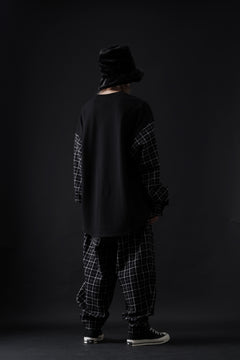 Load image into Gallery viewer, mastermind JAPAN DOCKING OVER TOPS / BOXY FIT (BLACK x BLACK PLAID)