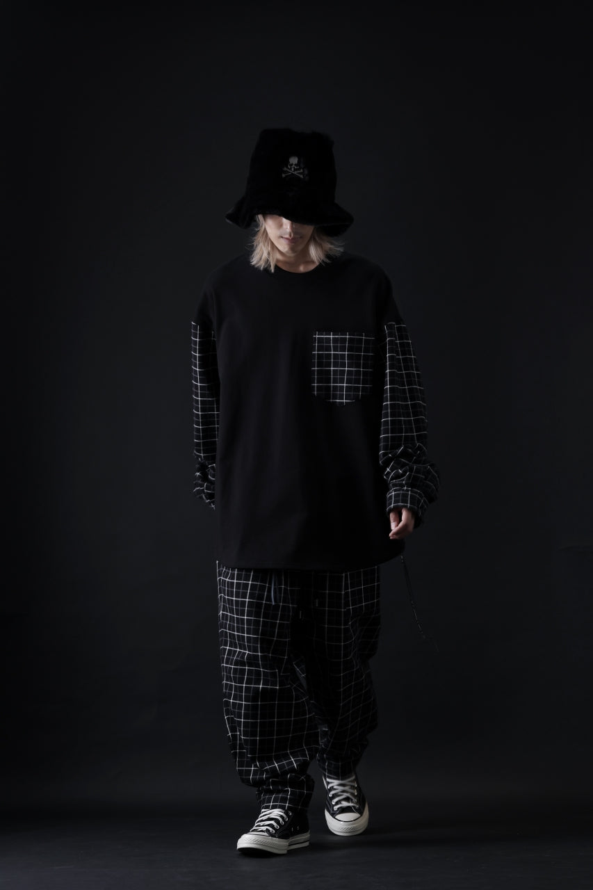 Load image into Gallery viewer, mastermind JAPAN DOCKING OVER TOPS / BOXY FIT (BLACK x BLACK PLAID)