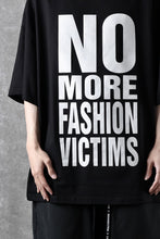 Load image into Gallery viewer, MASTERMIND WORLD x KATHARINE HAMNETT SLOGAN BIG TEE / N, M, F, V (BLACK)