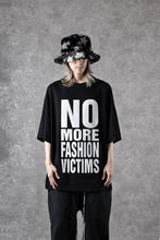 Load image into Gallery viewer, MASTERMIND WORLD x KATHARINE HAMNETT SLOGAN BIG TEE / N, M, F, V (BLACK)