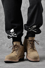 Load image into Gallery viewer, MASTERMIND WORLD x KATHARINE HAMNETT JOGGER PANTS (BLACK)