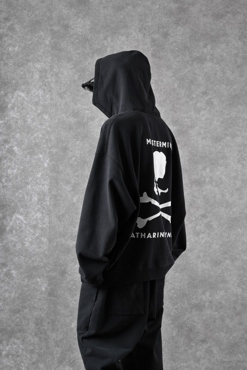 Load image into Gallery viewer, MASTERMIND WORLD x KATHARINE HAMNETT BACK LOGO HOODIE (BLACK)