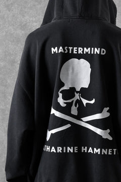 Load image into Gallery viewer, MASTERMIND WORLD x KATHARINE HAMNETT BACK LOGO HOODIE (BLACK)