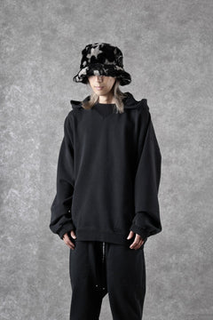 Load image into Gallery viewer, MASTERMIND WORLD x KATHARINE HAMNETT BACK LOGO HOODIE (BLACK)