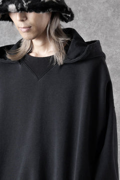 Load image into Gallery viewer, MASTERMIND WORLD x KATHARINE HAMNETT BACK LOGO HOODIE (BLACK)