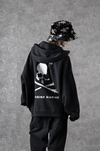 Load image into Gallery viewer, MASTERMIND WORLD x KATHARINE HAMNETT BACK LOGO HOODIE (BLACK)