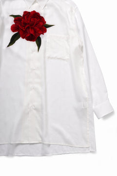 Load image into Gallery viewer, Y's for men REGULAR COLLAR SHIRT WITH RED FLOWER PRINT (WHITE)