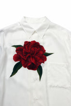 Load image into Gallery viewer, Y's for men REGULAR COLLAR SHIRT WITH RED FLOWER PRINT (WHITE)