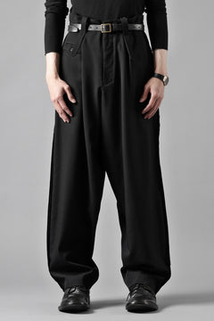 画像をギャラリービューアに読み込む, Y's for men WITH DECORATIVE CLOTH TAPERED PANTS / WRINKLE WOOL GABARDINE (BLACK)