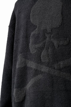 Load image into Gallery viewer, MASTERMIND WORLD LOUNGE CARDIGAN / SOFTY BOA FLEECE (BLACK x CHARCOAL)