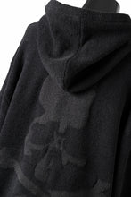 Load image into Gallery viewer, MASTERMIND WORLD LOUNGE FULL-ZIP HOODIE / SOFTY BOA FLEECE (BLACK x CHARCOAL)