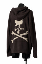 Load image into Gallery viewer, MASTERMIND WORLD LOUNGE FULL-ZIP HOODIE / SOFTY BOA FLEECE (BROWN x SAND)