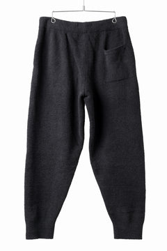 Load image into Gallery viewer, MASTERMIND WORLD LOUNGE LONG PANTS / SOFTY BOA FLEECE (BLACK x CHARCOAL)