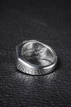 Load image into Gallery viewer, MASTERMIND WORLD COLLEGE RING (GOLD x SILVER)