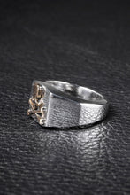 Load image into Gallery viewer, MASTERMIND WORLD COLLEGE RING (GOLD x SILVER)