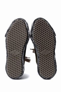 画像をギャラリービューアに読み込む, ISAMU KATAYAMA BACKLASH xx Maison MIHARA YASUHIRO “HANK” OG SOLE STEER SUEDE GARMENT-DYED LOW-TOP SNEAKER (BLACK)