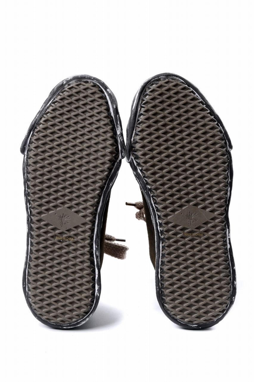 画像をギャラリービューアに読み込む, ISAMU KATAYAMA BACKLASH xx Maison MIHARA YASUHIRO “HANK” OG SOLE STEER SUEDE GARMENT-DYED LOW-TOP SNEAKER (BLACK)