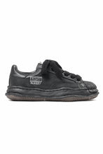 Load image into Gallery viewer, BACKLASH XX Maison MIHARA YASUHIRO “BLAKEY” OG SOLE STEER GARMEN-WAX-FINISH LOW-TOP SNEAKER (BLACK)