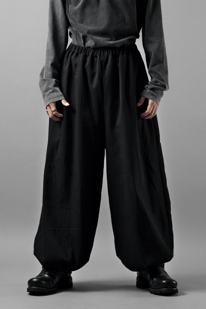 画像をギャラリービューアに読み込む, kujaku hem tuck wide easy pants / P-353 (black)