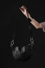 Load image into Gallery viewer, ISAMU KATAYAMA BACKLASH 2WAY BAM FLAP BAG / ITALY SHOULDER OBJECT DYED (BLACK)