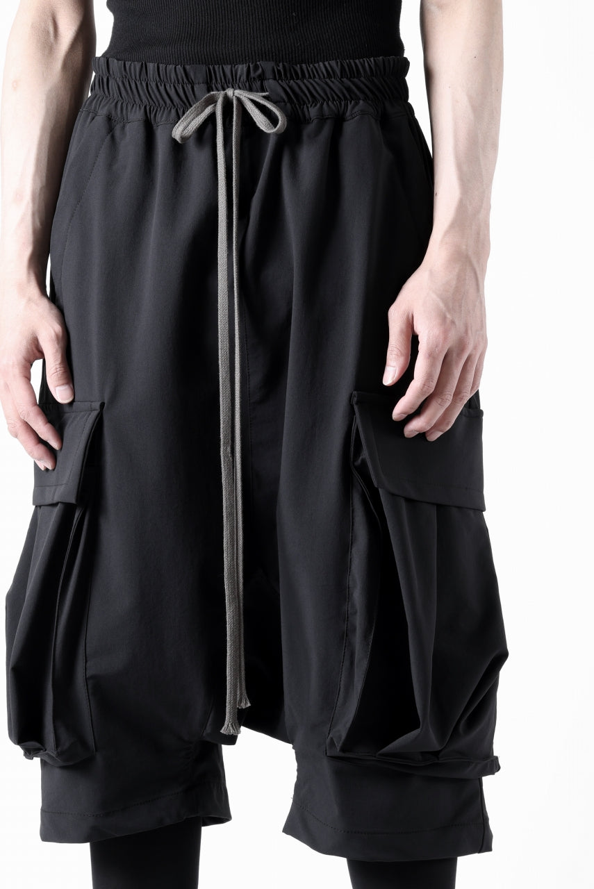 画像をギャラリービューアに読み込む, A.F ARTEFACT SARROUEL CARGO SHORTS / TECH-SMOOTH (BLACK)