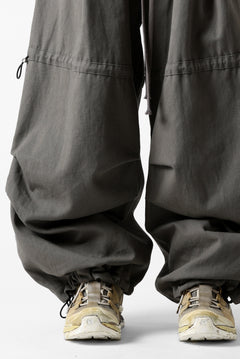 画像をギャラリービューアに読み込む, A.F ARTEFACT STRING-SQUEEZING WIDE PANTS / COTTON LINEN TWILL (KHAKI)