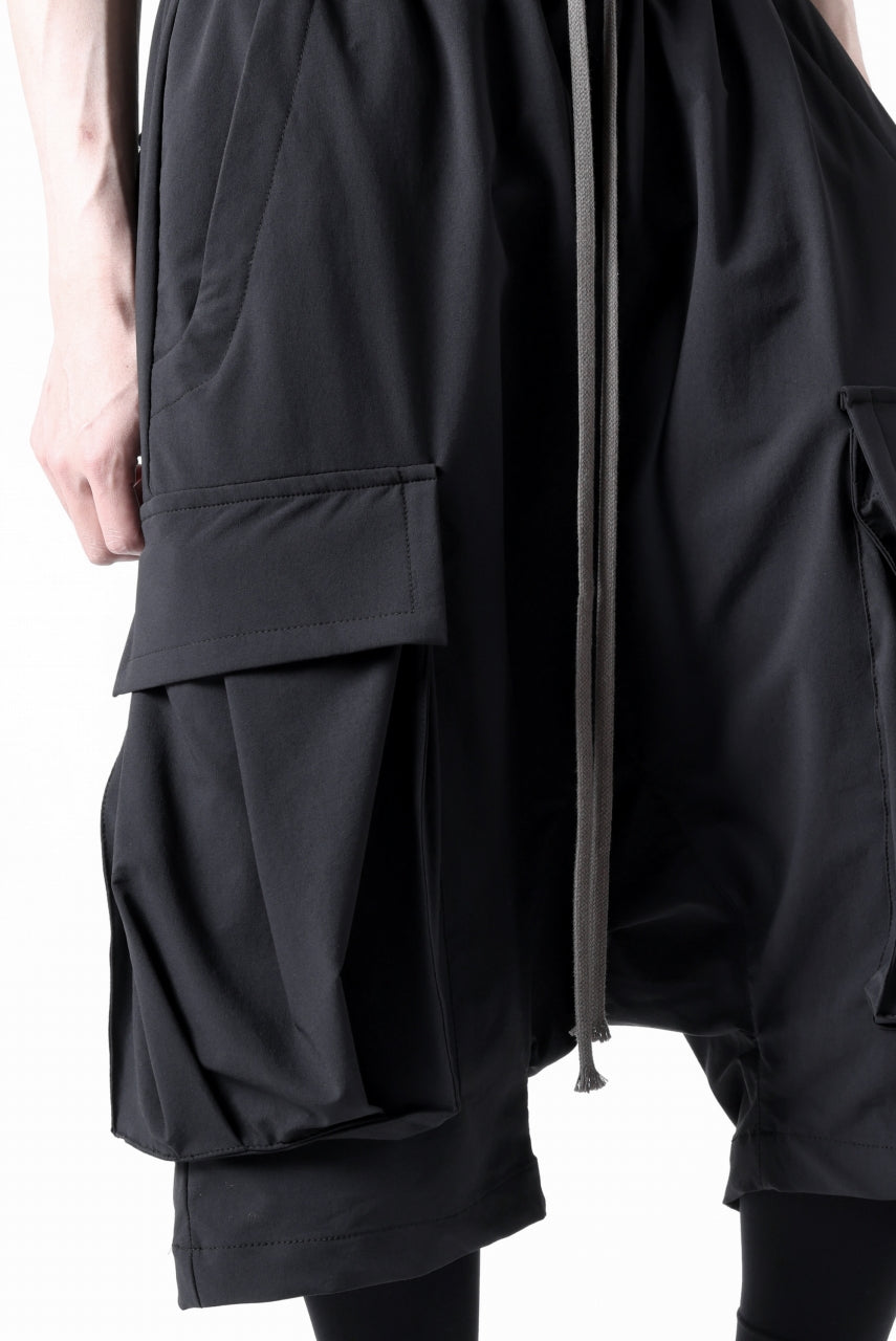 画像をギャラリービューアに読み込む, A.F ARTEFACT SARROUEL CARGO SHORTS / TECH-SMOOTH (BLACK)