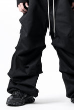 画像をギャラリービューアに読み込む, A.F ARTEFACT PURE DENIM TUCK WIDE PANTS (BLACK)