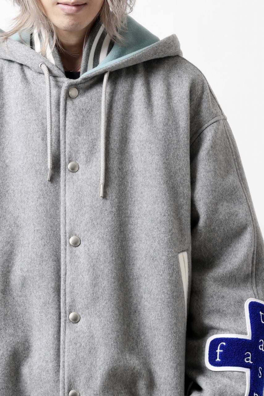 画像をギャラリービューアに読み込む, FACETASM HOODED STADIUM JACKET (GRAY)
