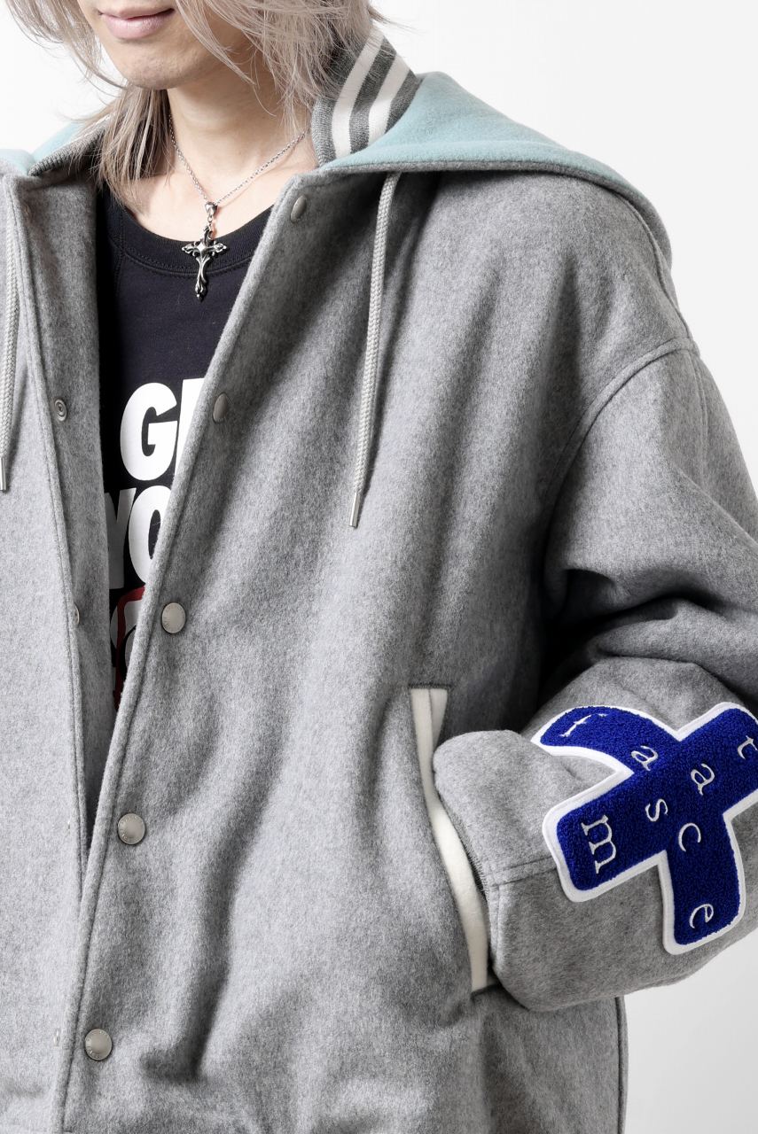 画像をギャラリービューアに読み込む, FACETASM HOODED STADIUM JACKET (GRAY)