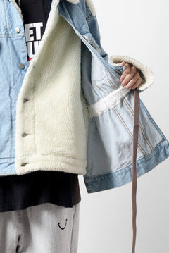 画像をギャラリービューアに読み込む, FACETASM ASSYMETRICAL BELTED SHERPA DENIM JACKET (INDIGO)