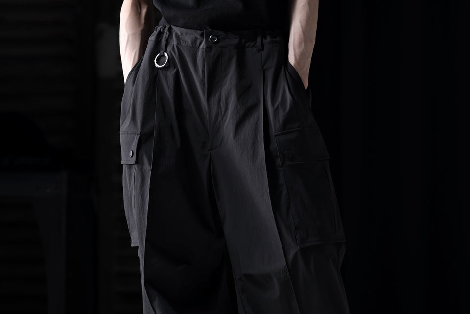 画像をギャラリービューアに読み込む, th products NERDRUM / Cargo Pants / recycled nylon stretch taffeta (black)