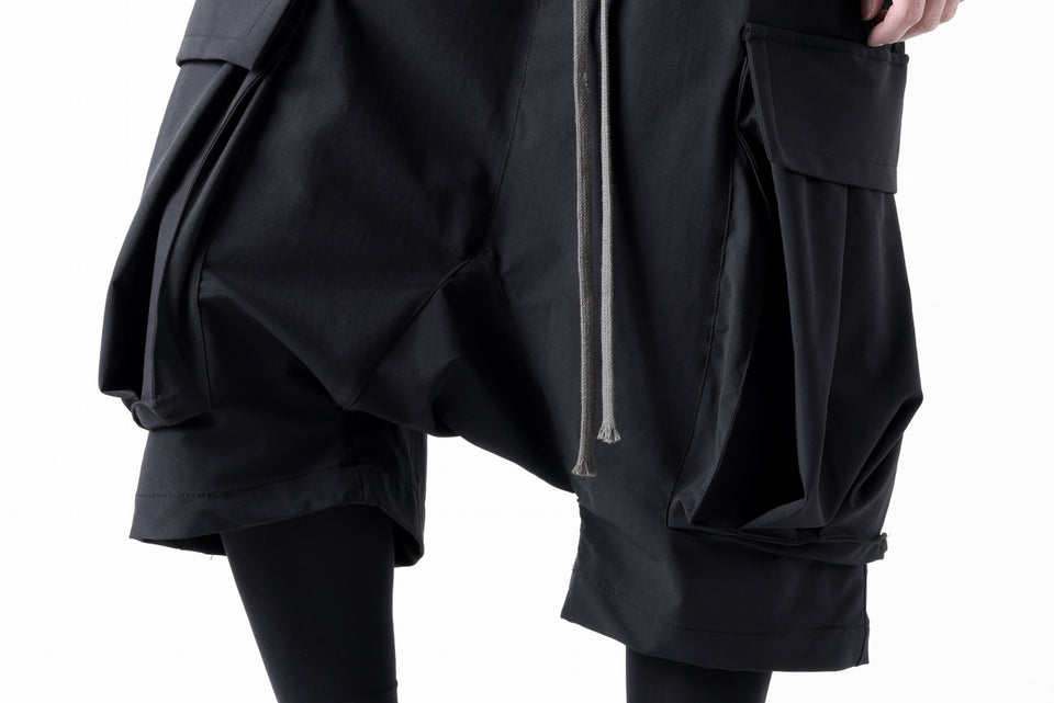 画像をギャラリービューアに読み込む, A.F ARTEFACT SARROUEL CARGO SHORTS / TECH-SMOOTH (BLACK)