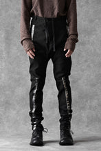 画像をギャラリービューアに読み込む, BORIS BIDJAN SABERI SLIM FIT PANTS / OBJECT DYED & SEAM TAPED "P11-F1939" (BLACK)