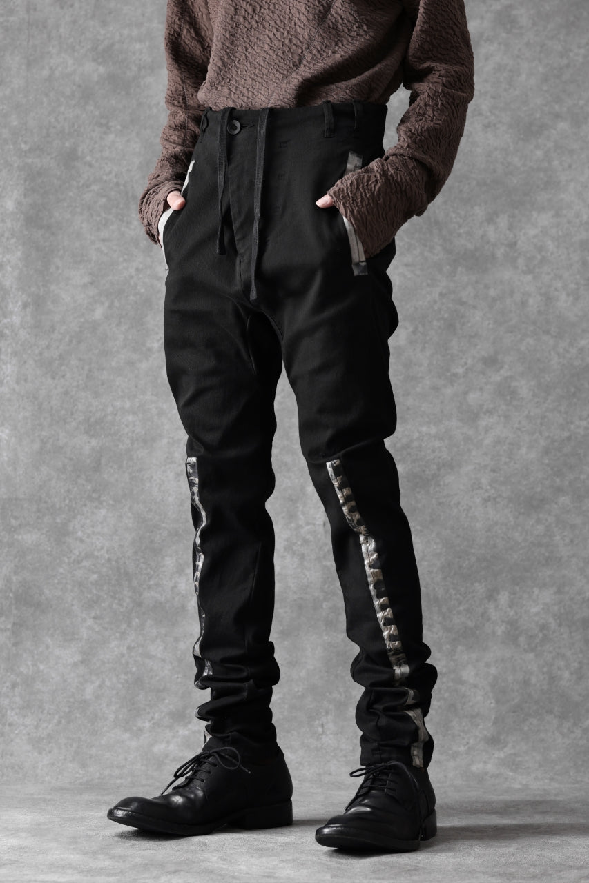 画像をギャラリービューアに読み込む, BORIS BIDJAN SABERI SLIM FIT PANTS / OBJECT DYED & SEAM TAPED "P11-F1939" (BLACK)
