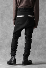 画像をギャラリービューアに読み込む, BORIS BIDJAN SABERI SLIM FIT PANTS / OBJECT DYED & SEAM TAPED "P11-F1939" (BLACK)